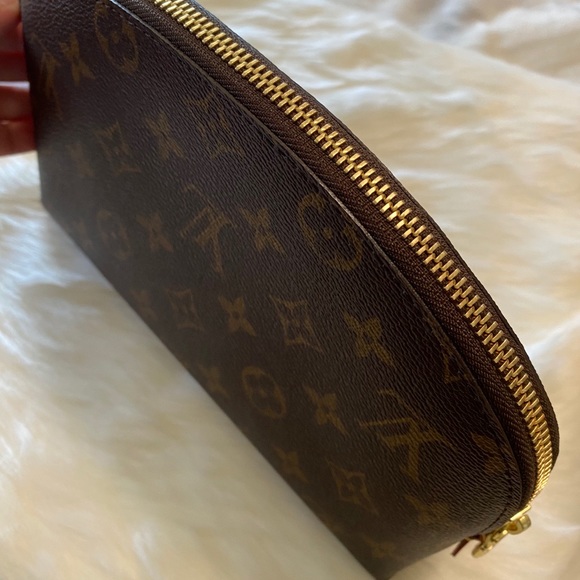 ❌SOLD💔❌ Authentic Louis Vuitton Cosmetic Pouch GM - Picture 5 of 10